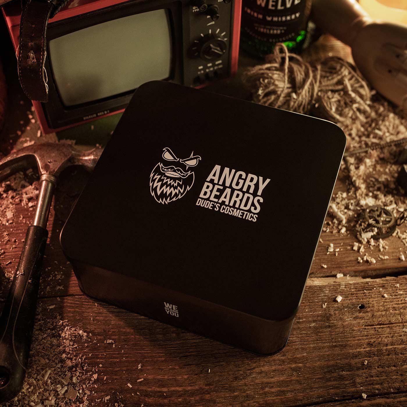 Angry Beards Smooth & Saloon Veľká sada na starostlivosť o fúzy