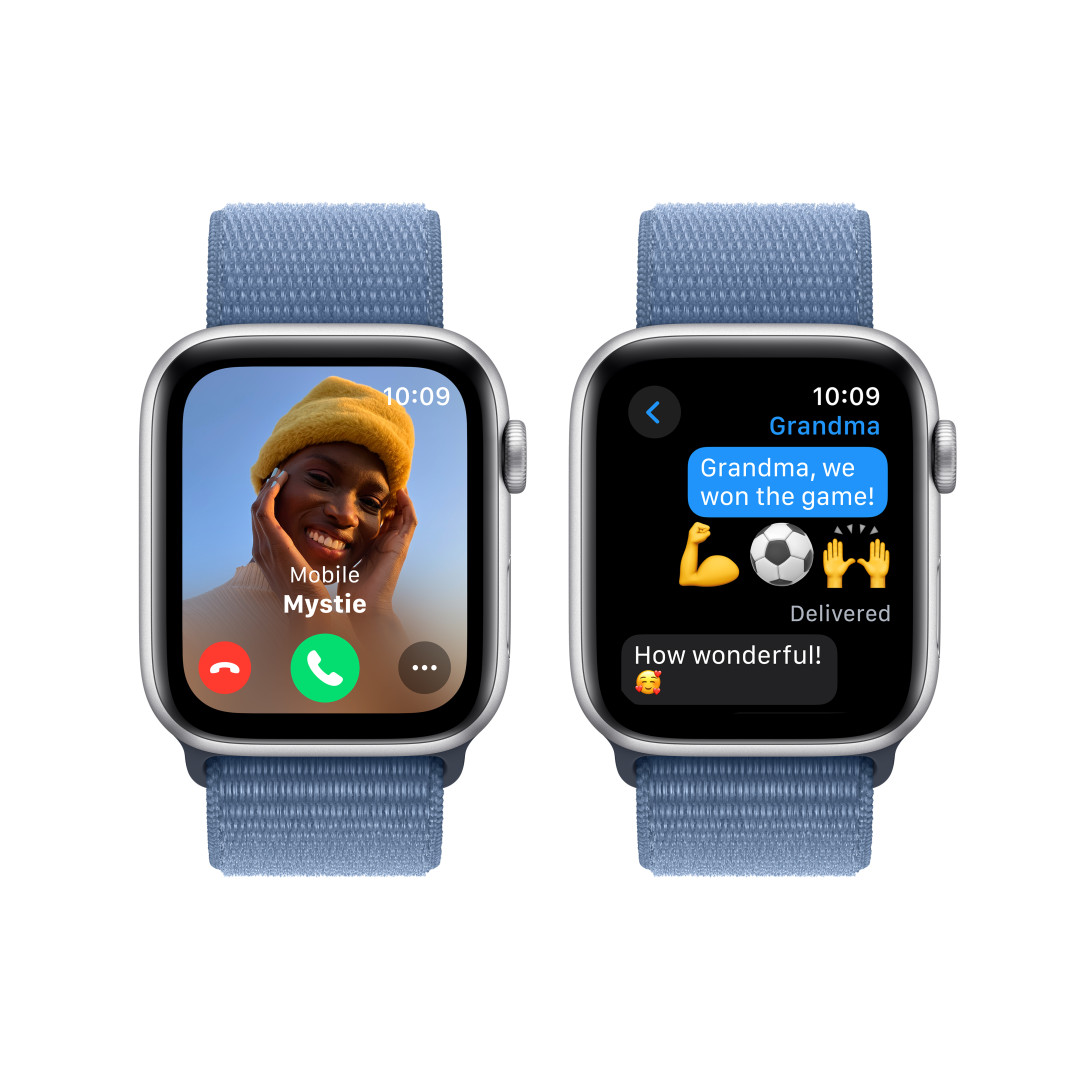 Apple Watch SE Cellular 44mm Stříbrný hliník s ledově modrým provlékacím sportovním řemínkem