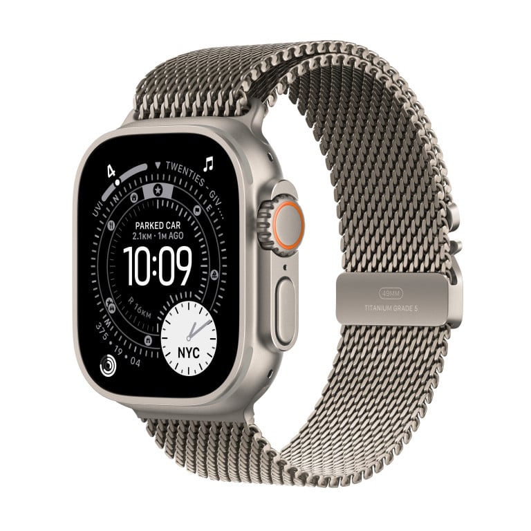 Apple Watch Ultra 3 GPS + Cellular 49 mm Titanium + Titanium Mil Loop - M