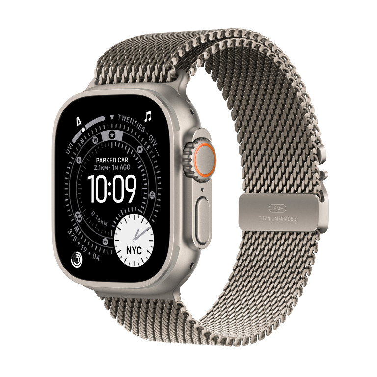 Apple Watch Ultra 3 GPS + Cellular 49mm Titanium + Titanium Mil Loop - M
