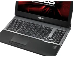 ASUS G55VW 15,6" Core i7-3610QM,8GB,128GB SSD+750GB,GF GTX660M s 2GB, DVD-RW,WiFi,BT,CAM,W7HP