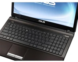 ASUS K53U 15,6" LED,AMD E-450,2GB,320GB, HD6320,DVD±RW,WiFi,CAM bez OS