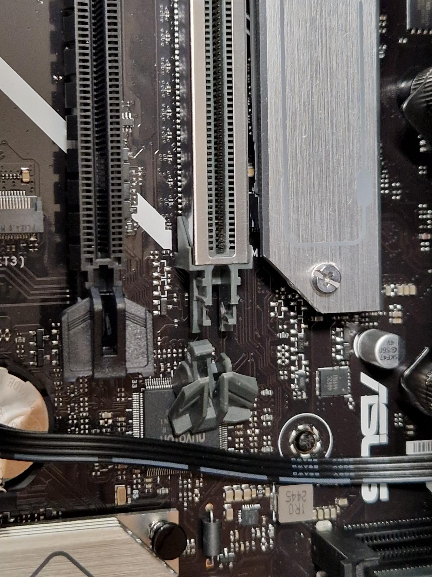BARBONE GAME r7 9800X3D + RTX5070Ti, bez OS