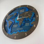 BusyKids Nástenné hodiny Mapa sveta tmavá