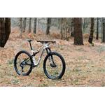 Celoodpružené kolo MMR KENTA 10 - Light Grey N Black - vel.L / 25/2026