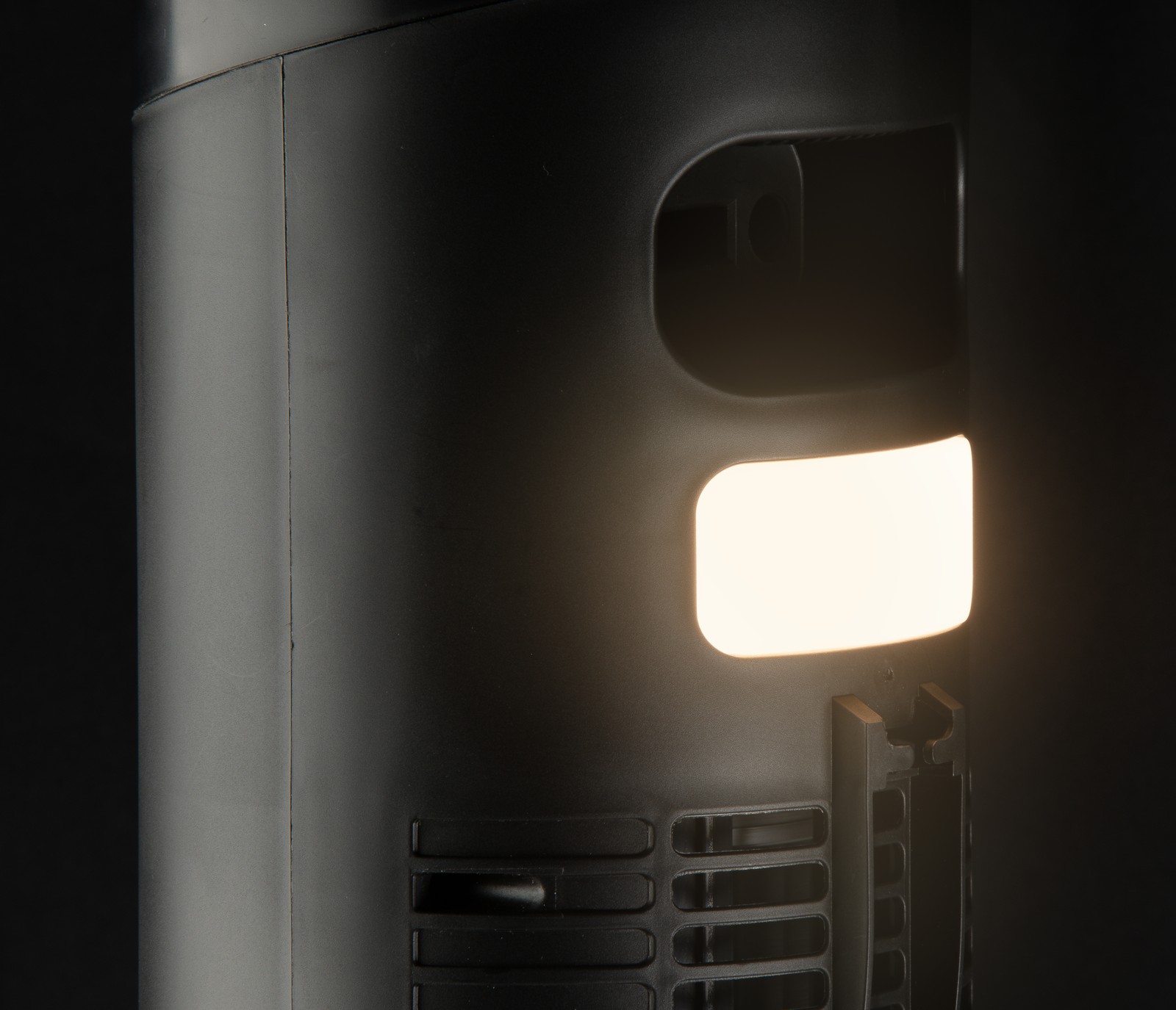 DOMO DO8153 Stĺpový ventilátor s ovládaním a podsvietením