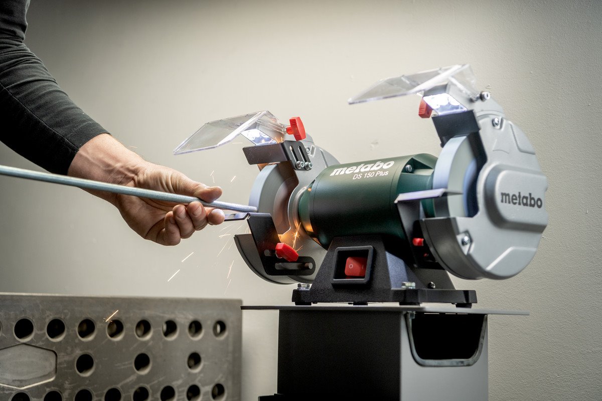 Dvojkotúčová brúska METABO DS 150 PLUS (604160000)