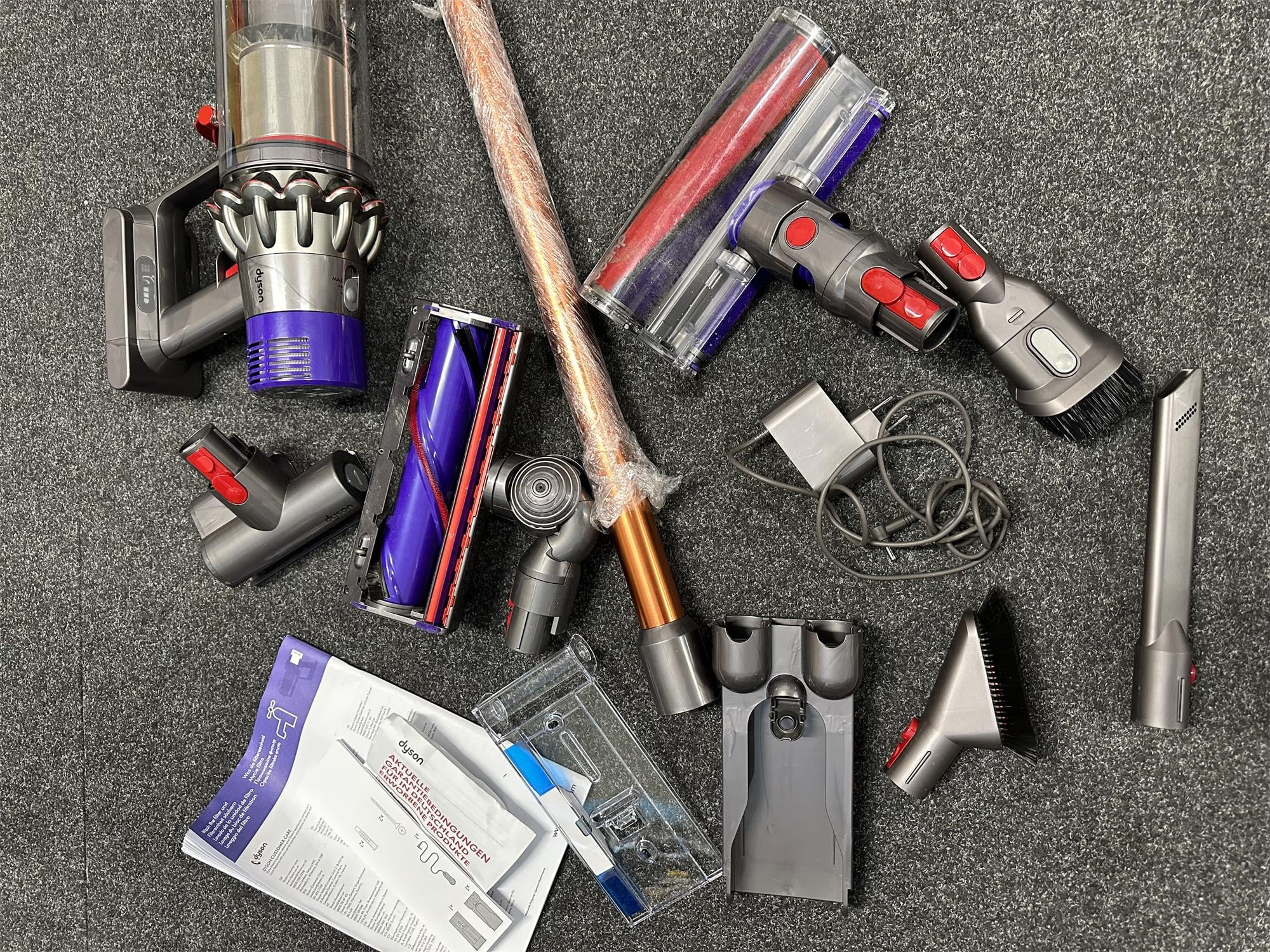Dyson Cyclone V10 Absolute