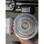 Dyson V8