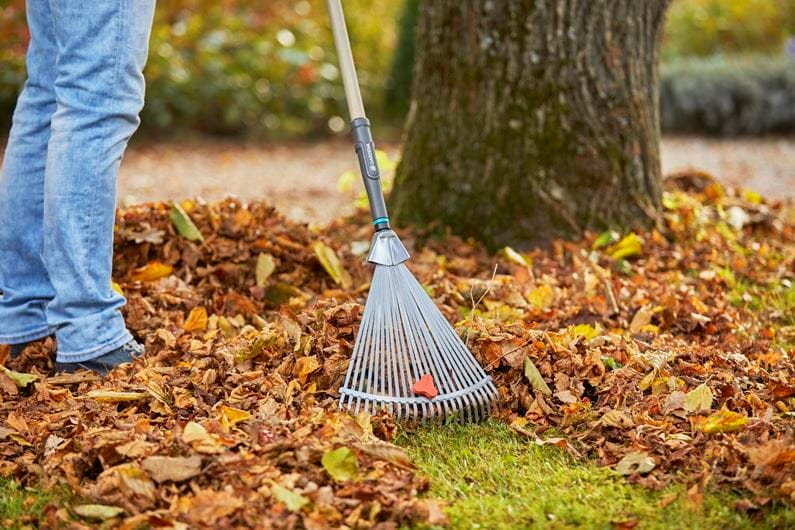 Gardena 17107-20 NatureLine nastavitelné hrábě