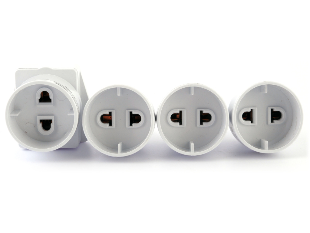 GooBay cestovní adaptér pro zásuvky (ppadapter29) TSBOHEMIA.CZ