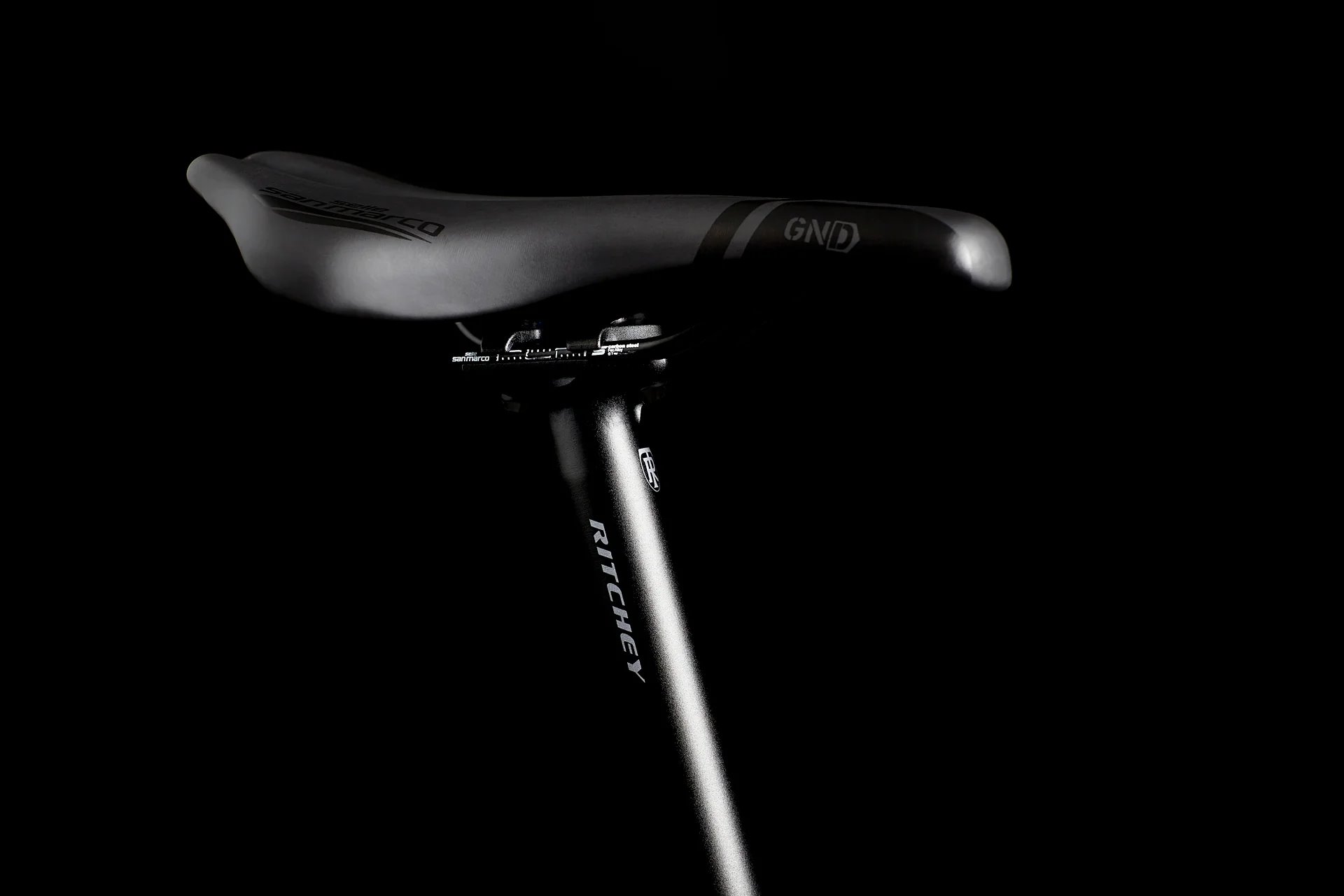 Horský bicykel MMR KOEN 10 - Black N Red - veľkosť M / 2024