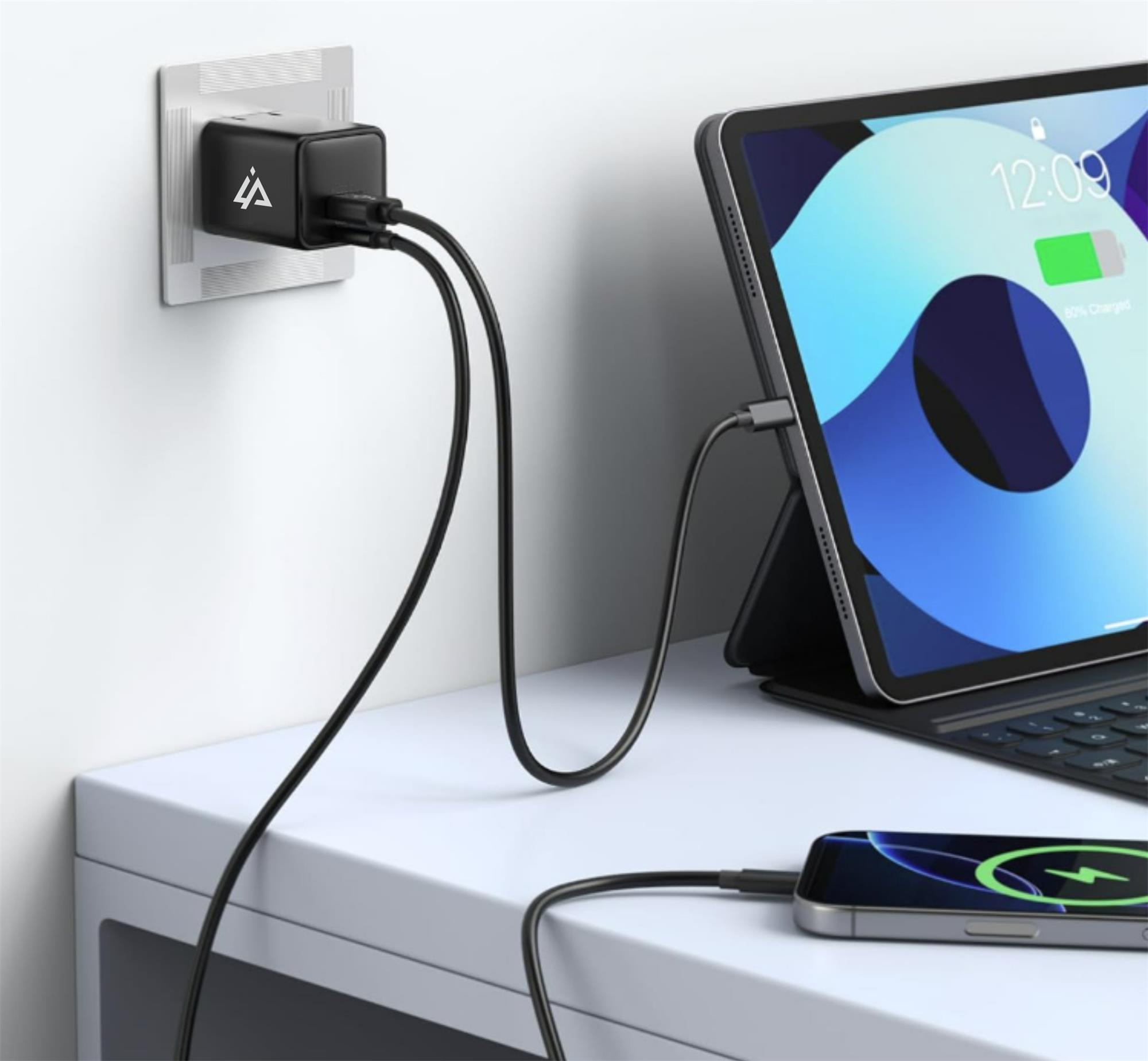 iPEAX GaN sieťová nabíjačka 25 W (USB-C + USB-A), čierna