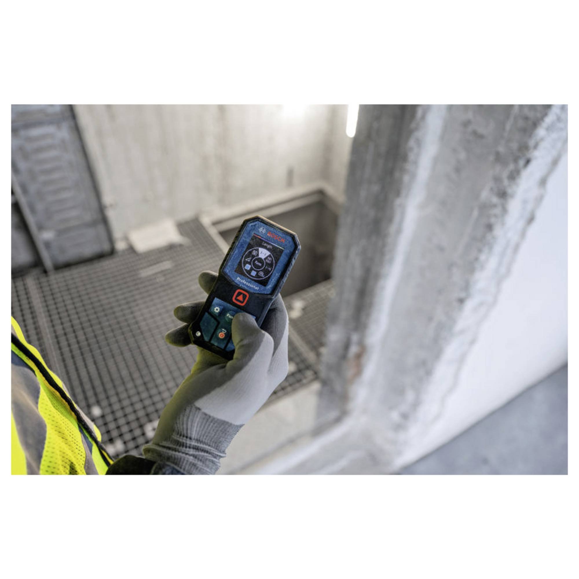 Laserový merač BOSCH Professional GLM 40-31 (0.601.075.000)
