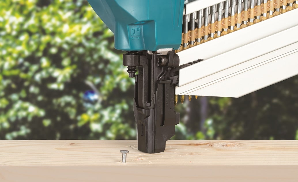 MAKITA Akumulátorová klincovačka 50-90 mm Li-ion XGT 40V, bez batérie Z