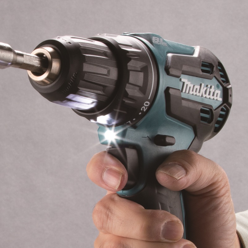 Makita DDF490Z Aku bezuhlíkový šroubovák Li-ion LXT/LXTB 18V, bez aku