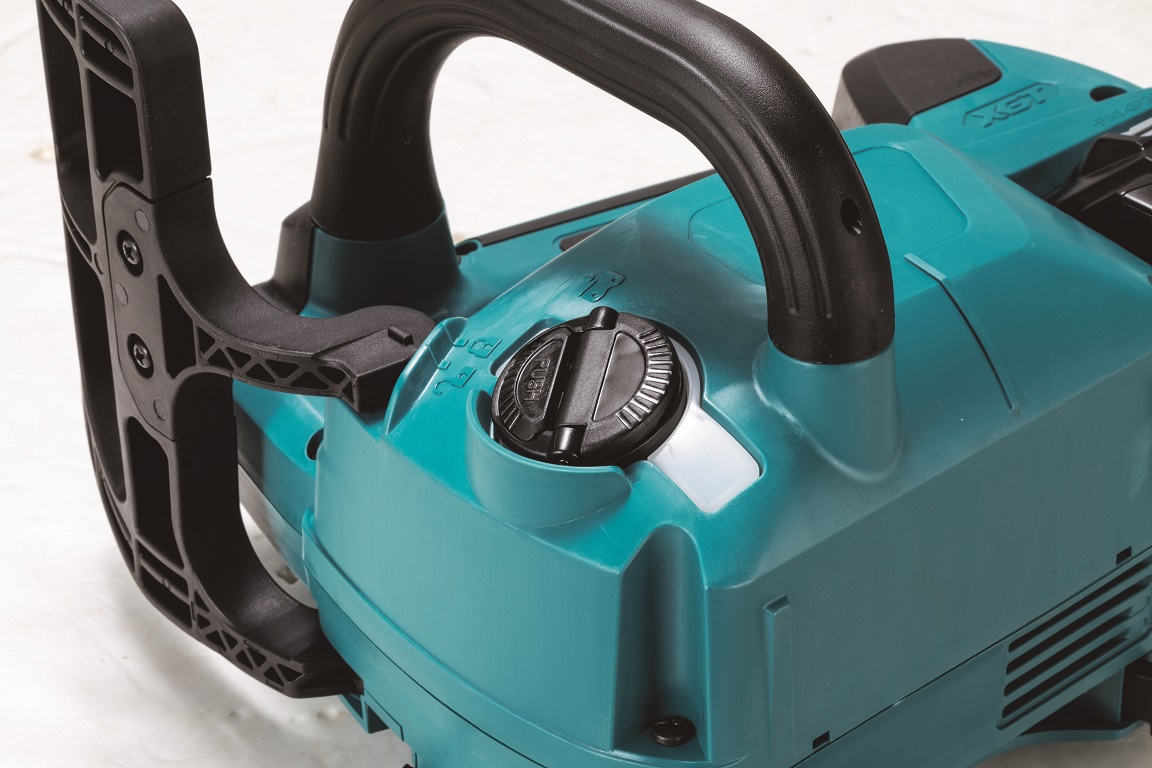 MAKITA UC006GZ Aku řetězová pila carving 250 mm Li-ion XGT 40V, bez aku Z