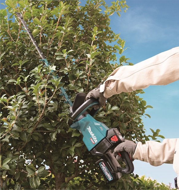 Makita UH005GZ Akumulátorové nožnice na živý plot 750mm Li-ion XGT 40V, bez batérie Z