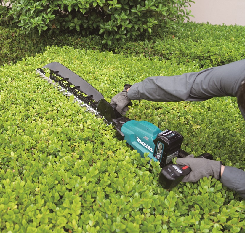 MAKITA UH013GZ Aku plotostřih 600mm Li-ion XGT 40V,bez aku Z