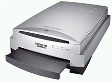 Microtek ScanMaker i900