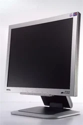 MO BenQ FP 72G+S 17˝ Silver-Black,500:1,8ms,DVI,Pivot,výš.st