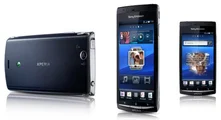 Mobilní telefon Sony Ericsson Xperia arc