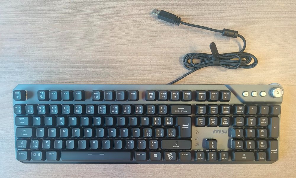 MSI STRIKE 600 V2 Silent