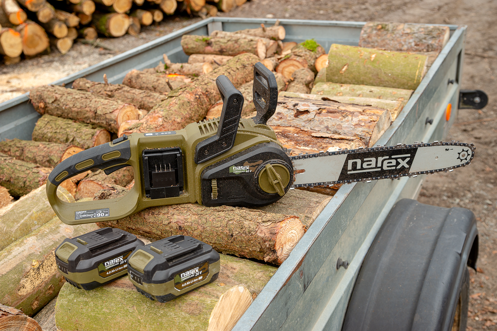NAREX CPR 350 Akumulátorová řetězová pila CAMOUFLAGE bez aku