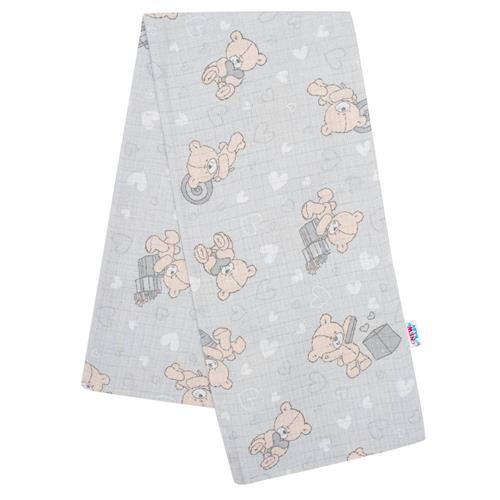 New Baby Bavlněná plena s potiskem šedá medvídek a srdíčko