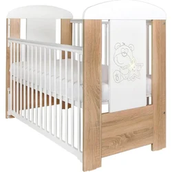 New Baby Dětská postýlka Méďa s hvězdičkou se stahovací bočnicí dub