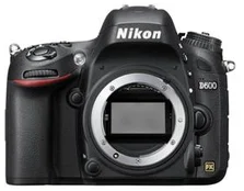 Nikon D600 tělo (VBA340AE)