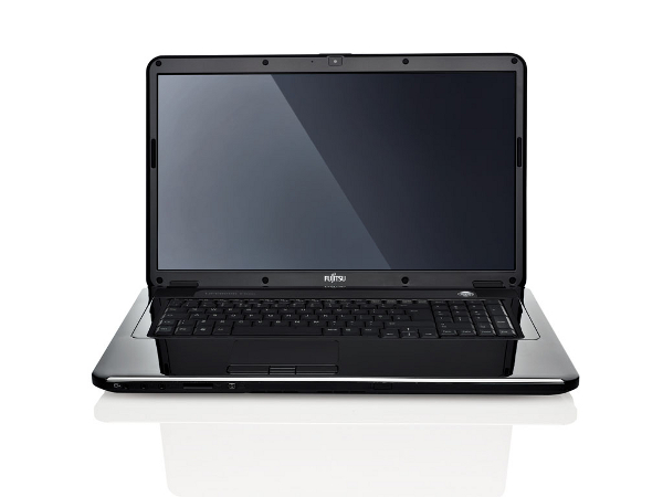 Notebook Fujitsu FSC LIFEBOOK NH570 18,4"+ i5-450M,4GB,500GB,GF GT330M 1GB,DVD±RW,WiFi,BT,CAM,FP,W7HP-64bit