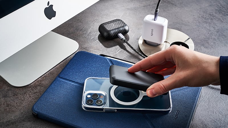 Powerbanka Epico 5000 mAh s podporou pripojenia MagSafe - čierna