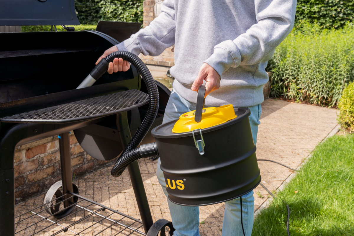 Powerplus POWX3000 - Separátor popola / vysávač 1 000W (15L)