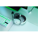 Razer BlackShark V3 Pro - biely