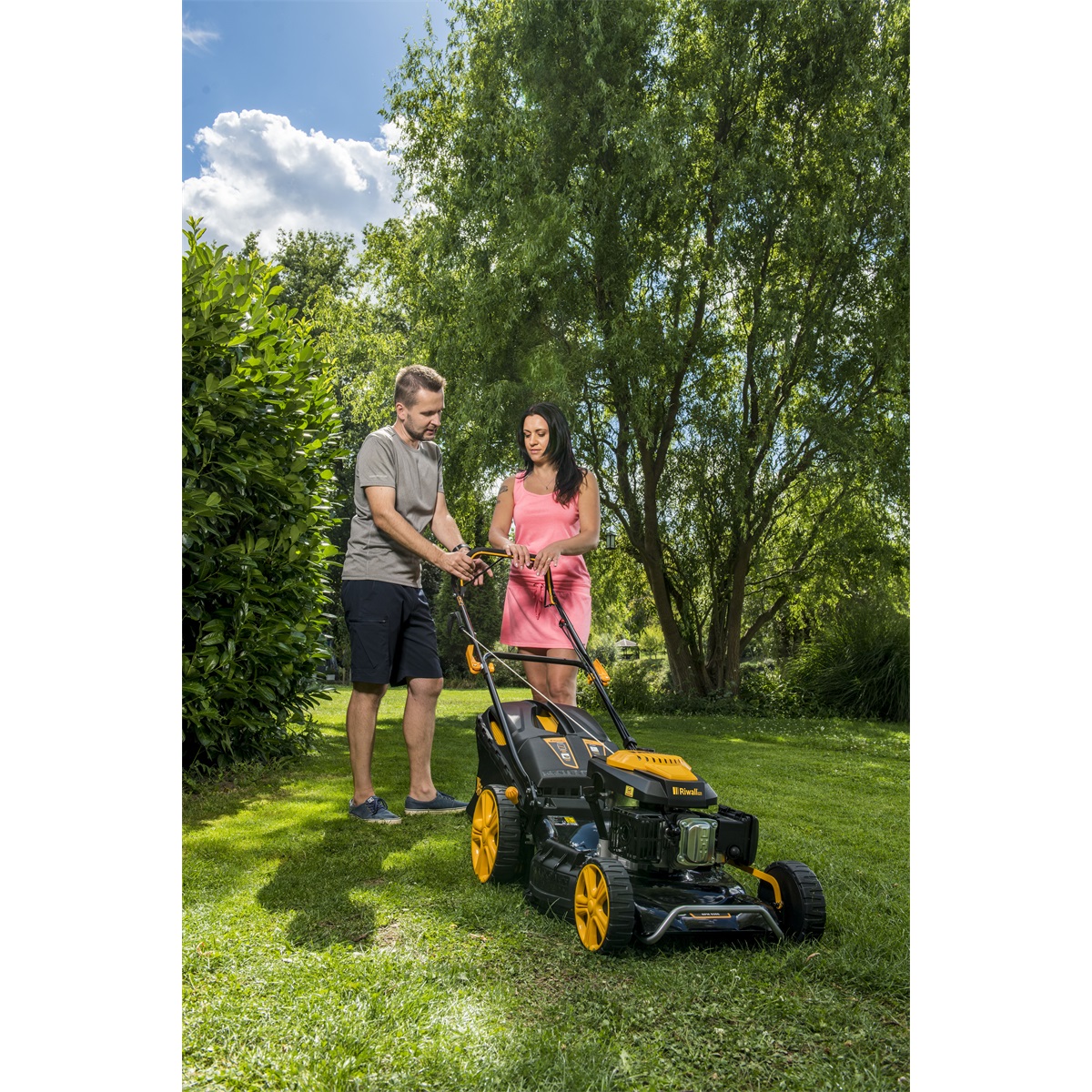 Riwall PRO Benzínová rotačná kosačka s pohonom RPM 5355