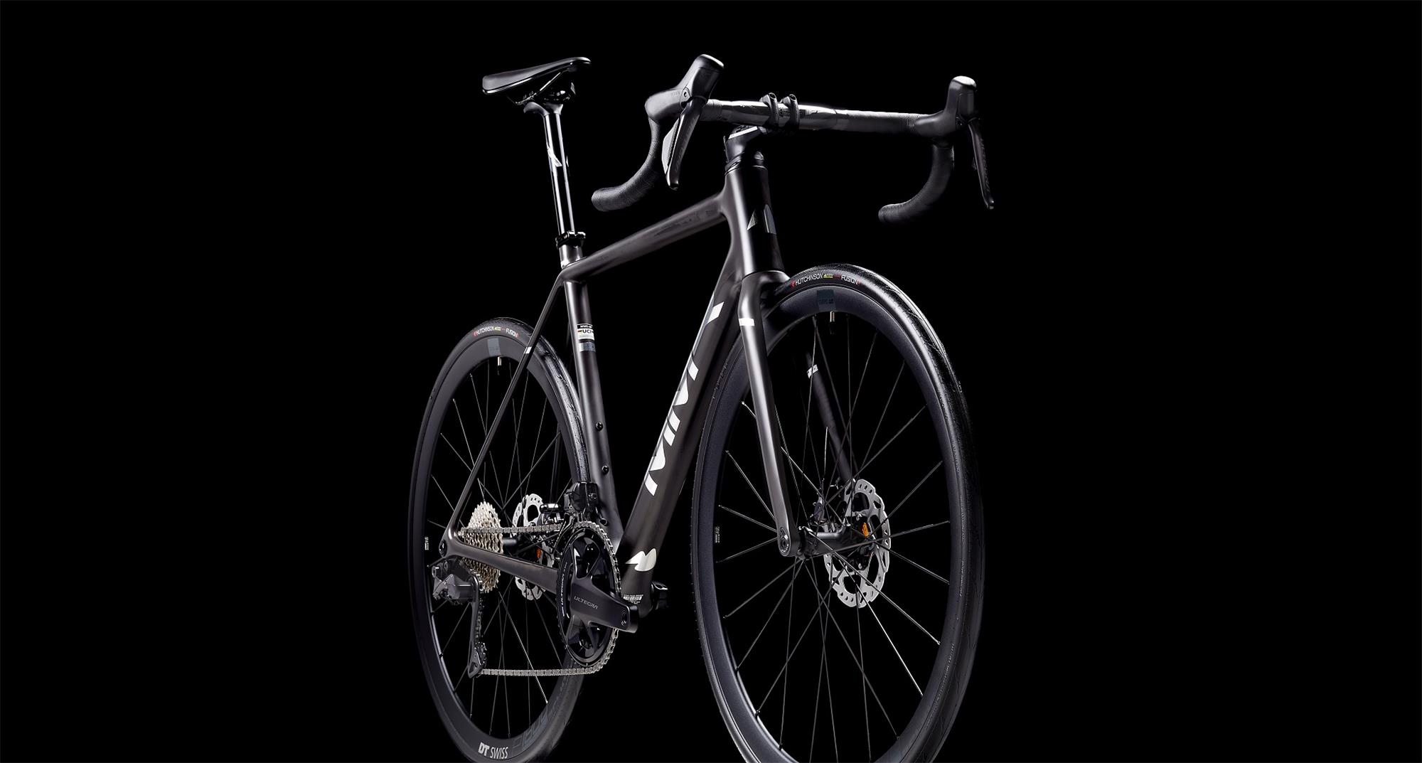 Silniční kolo MMR ADRENALINE 00 - Carbon N Chrome - vel.M  24/2025