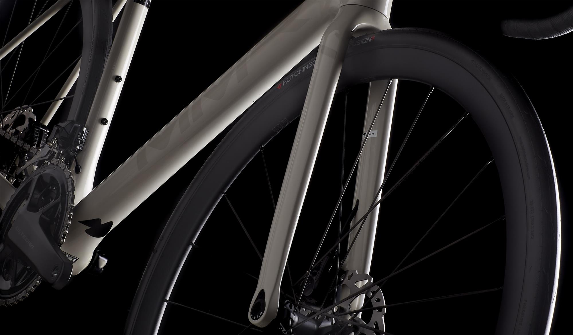 Silniční kolo MMR ADRENALINE 00 - Light Grey N Black - vel.M  24/2025