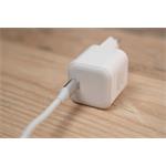 SWISSTEN SÍŤOVÝ ADAPTÉR GaN 1x USB-C 20W POWER DELIVERY BÍLÝ + DATOVÝ KABEL USB-C/LIGHTNING 1,2 M BÍLÝ