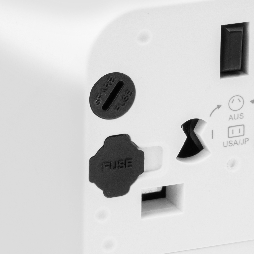 Tactical PTP Travel Adapter bílý