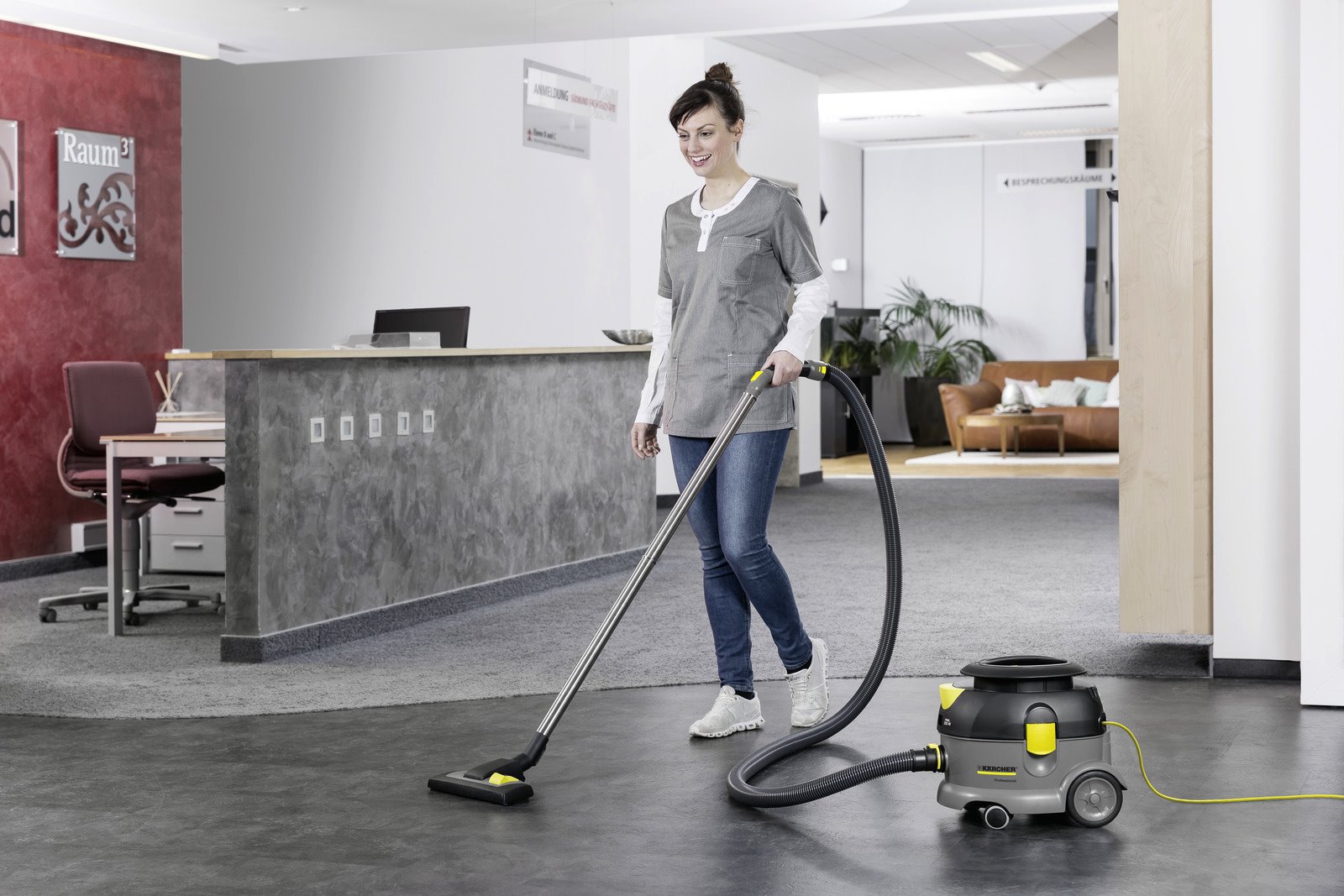 Vysávač Kärcher T 12/1 eco!efficiency na suché nečistoty (1.355-135.0)